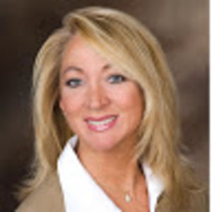 Meet your Posher, Kira